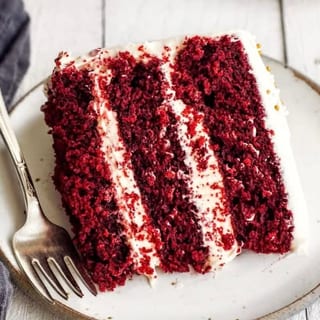Red Velvet Cheesecake